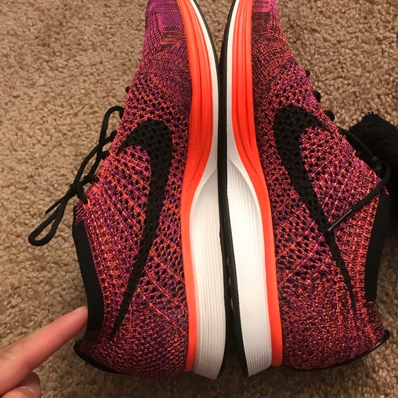 Nike Racers 9.5. - Picture 7 of 7